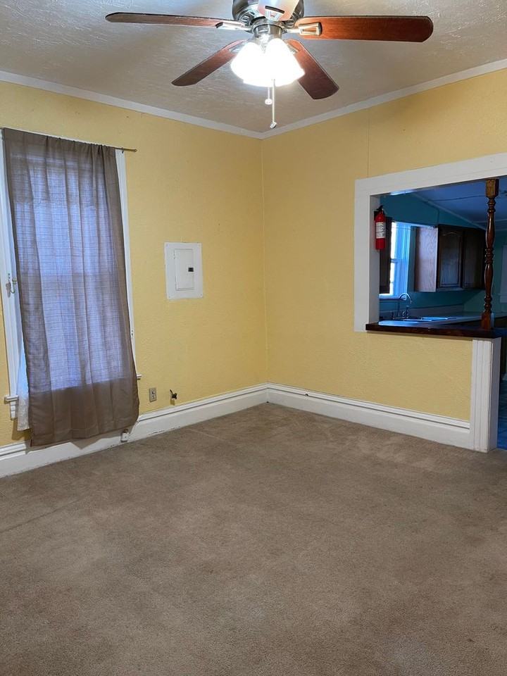 820 S 5th St - Photo 2 of 13
