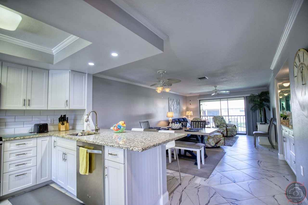 400 Mission Trl E #B - Photo 6 of 28