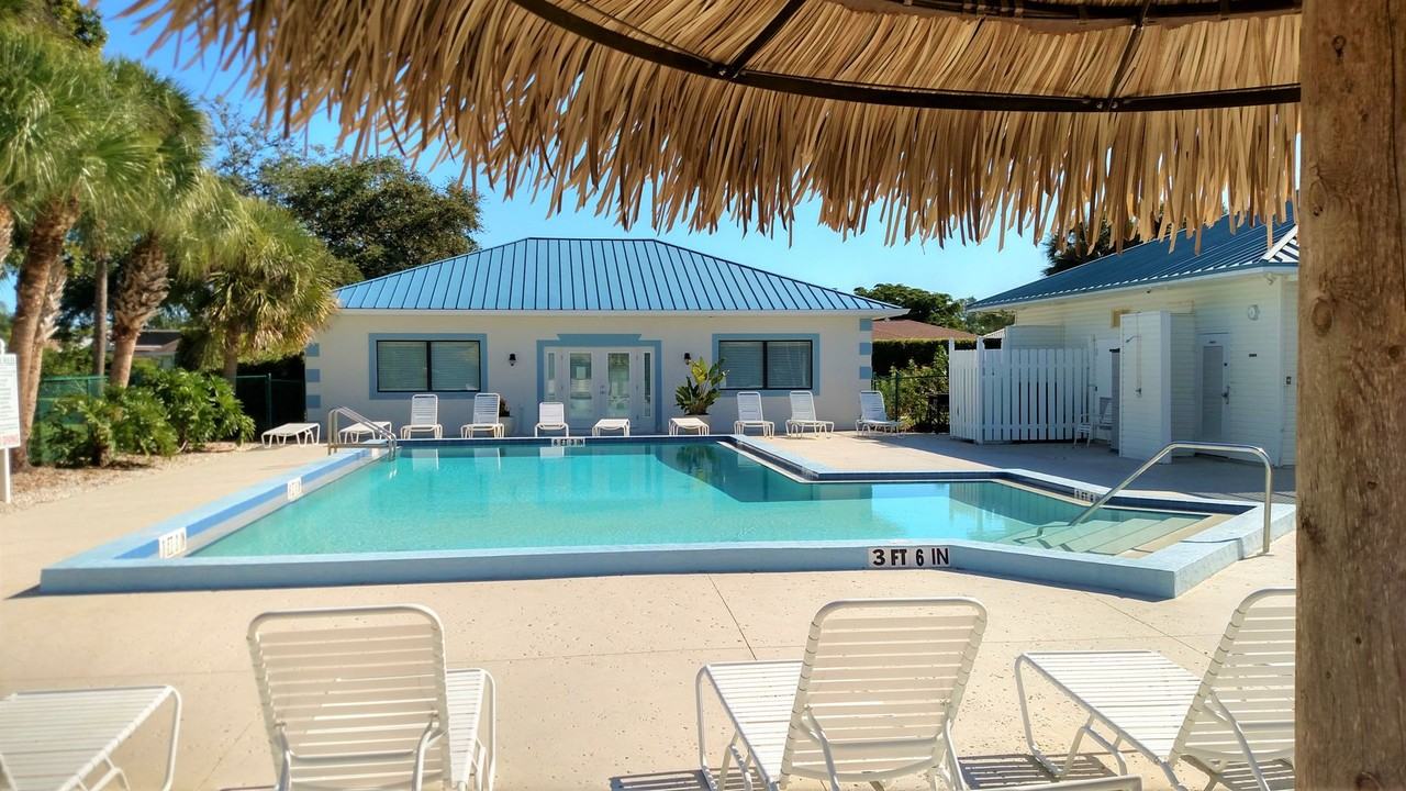 3177 E Village Dr - Photo 2 of 41