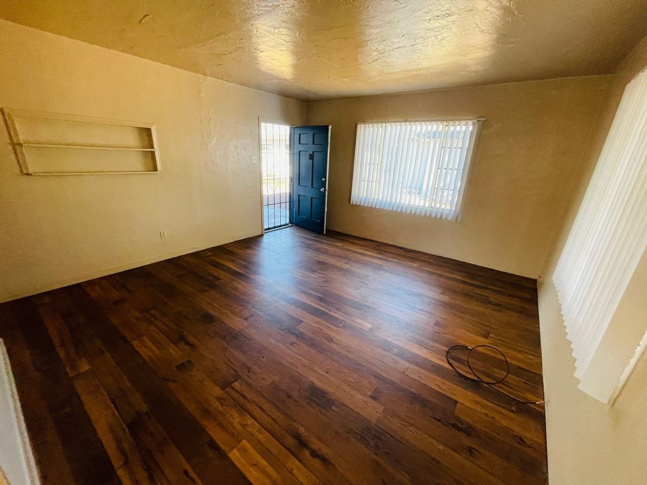 2124 N Forgeus Ave #C - Photo 6 of 27