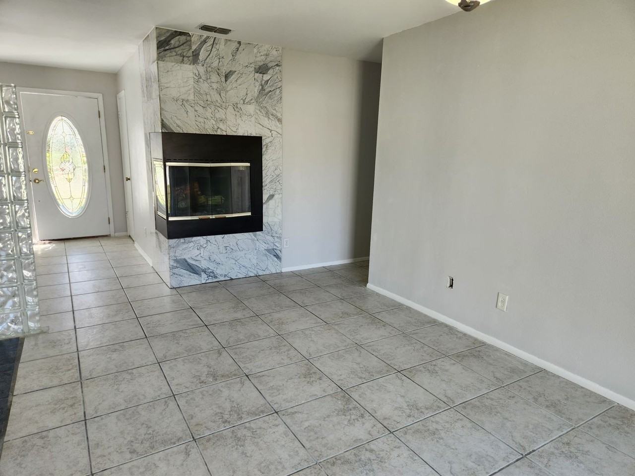 1007 Tompkins Dr - Photo 2 of 10