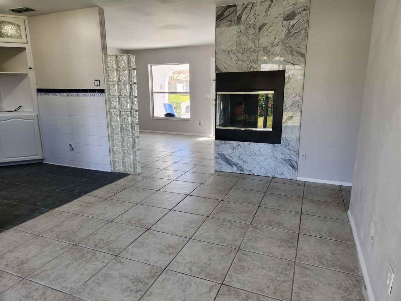 1007 Tompkins Dr - Photo 3 of 10