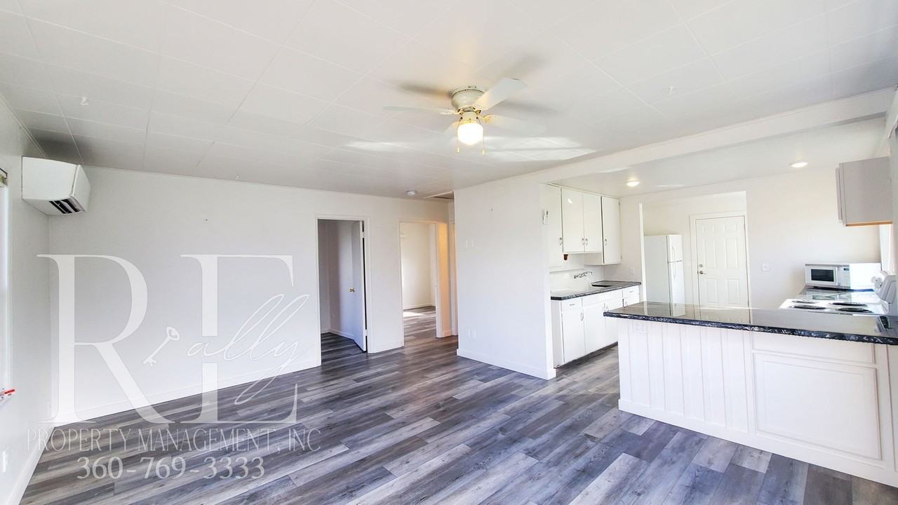 321 N Jones St - Photo 2 of 28