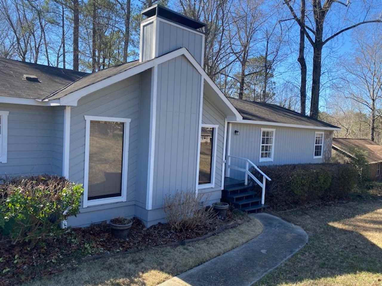 1032 Cedarbrook Dr - Photo 2 of 16