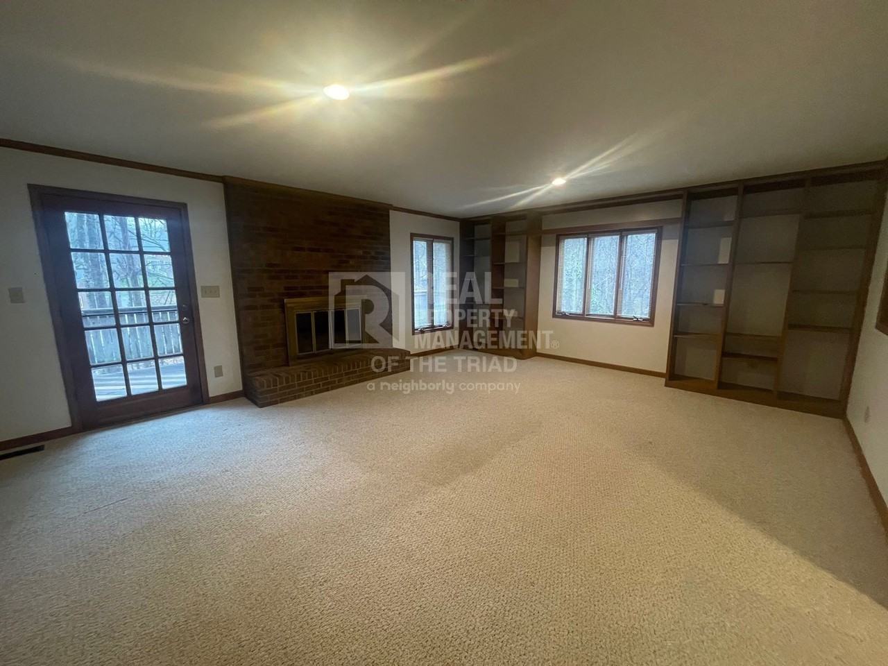 107 Briar Ridge Cir - Photo 3 of 24