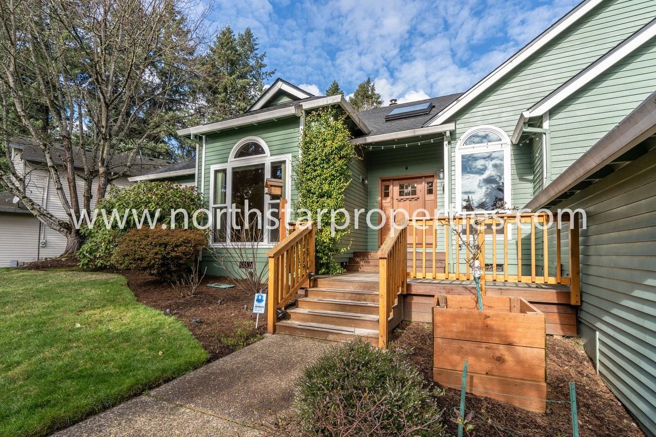 9010 Sw 9th Dr - Photo 3 of 30