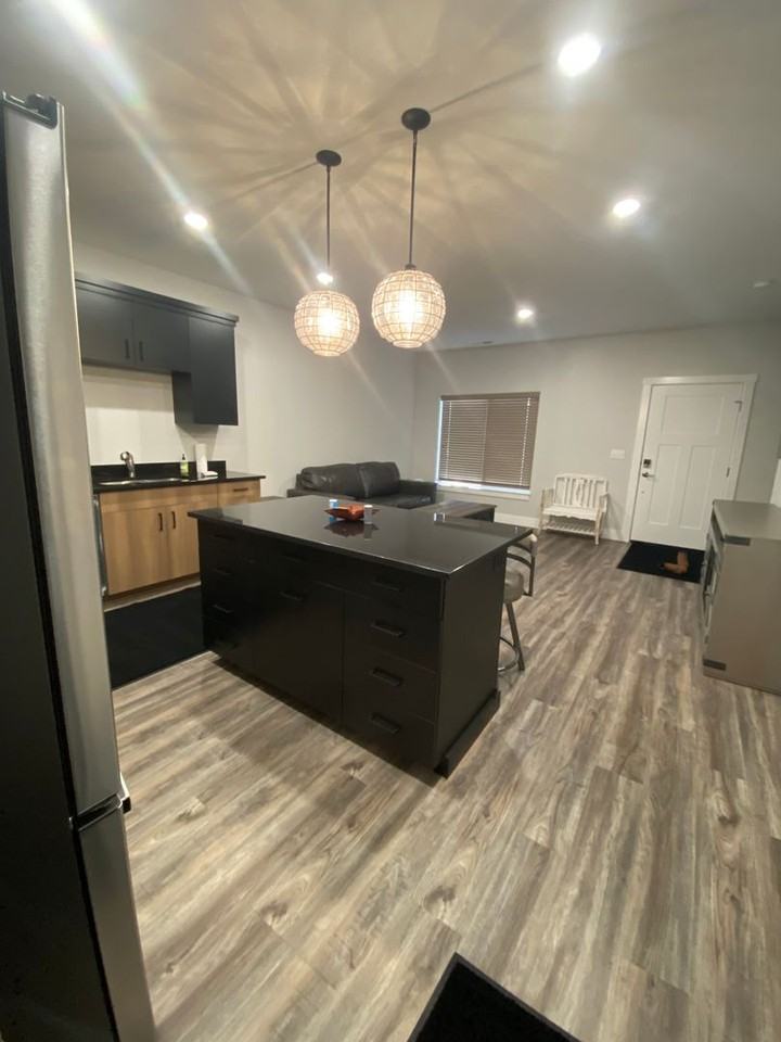 1622 Hubbard Way - Photo 5 of 17