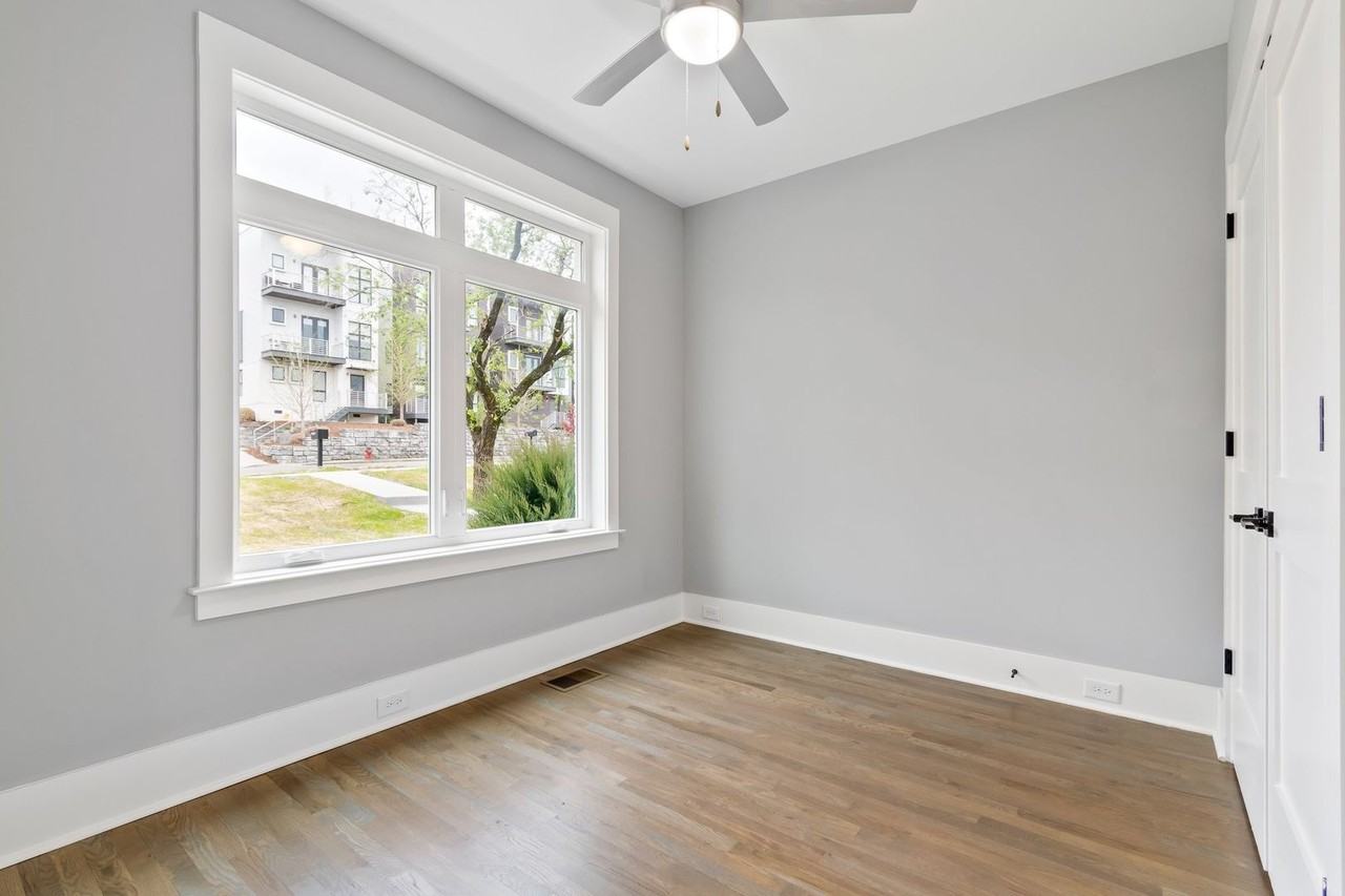 1066 Archer St - Photo 7 of 50