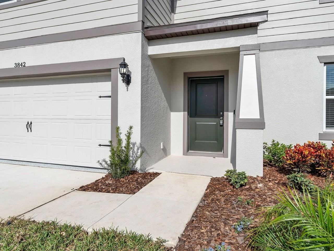 3842 Capri Coast Dr - Photo 2 of 36