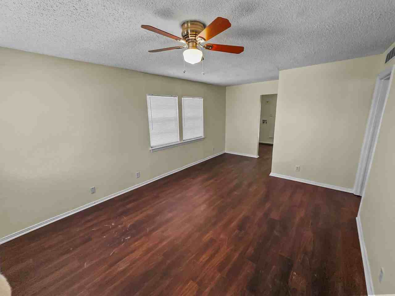 3520 Western Ave - Photo 3 of 20