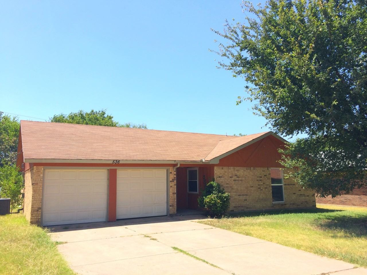 536 Chambers Creek Dr S - Photo 2 of 19