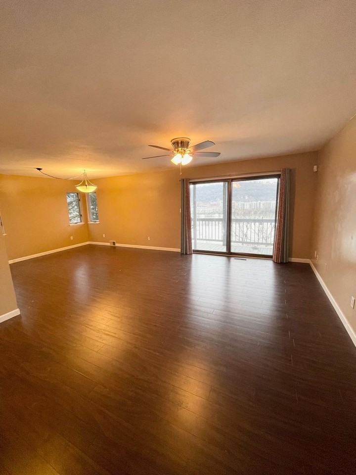1239 Troy Hill Rd - Photo 6 of 19
