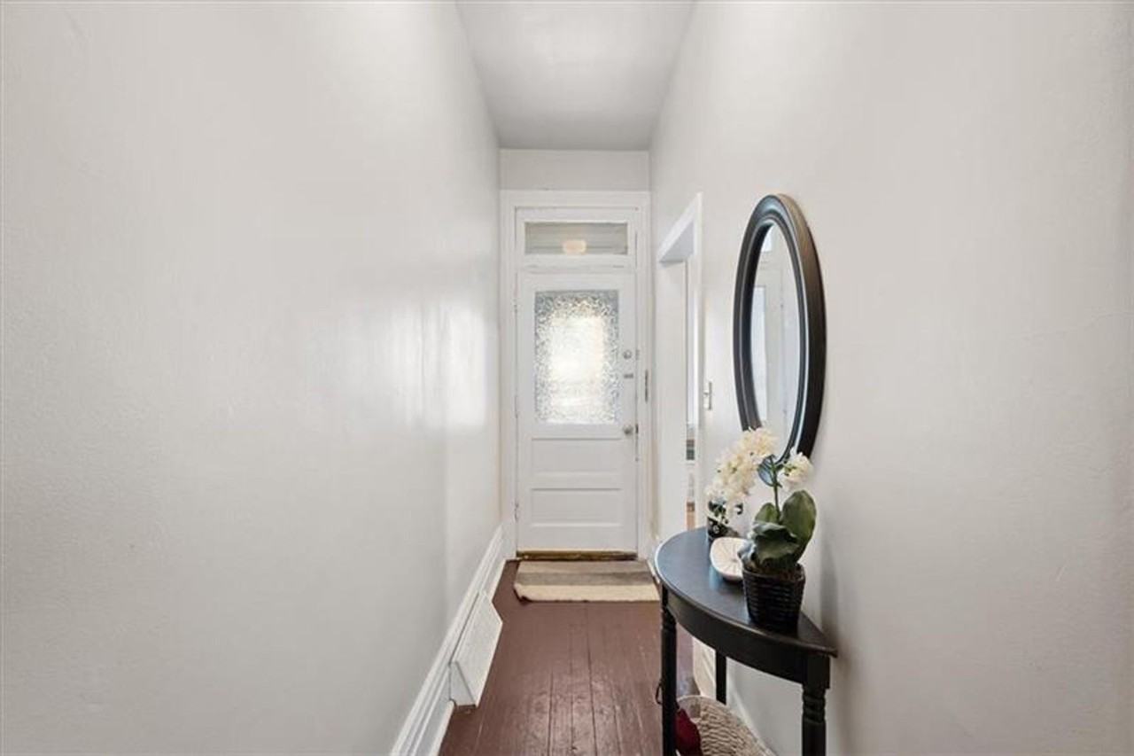 242 46th St - Photo 4 of 17