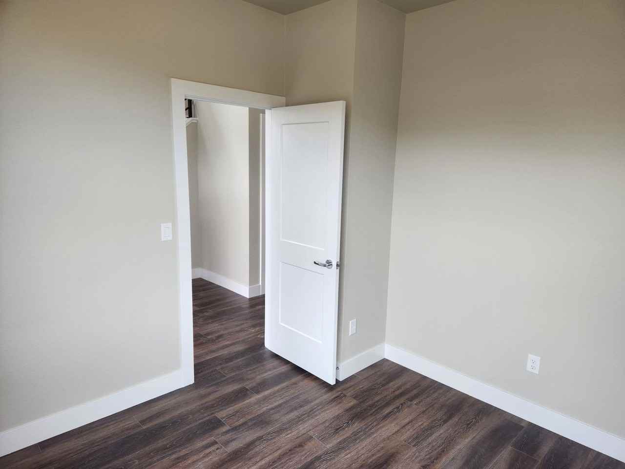 21525 East 59th Place - Photo 7 of 44