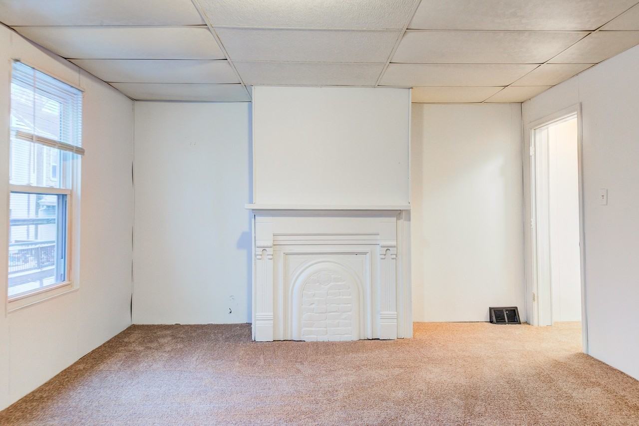979 Manton Way - Photo 3 of 30
