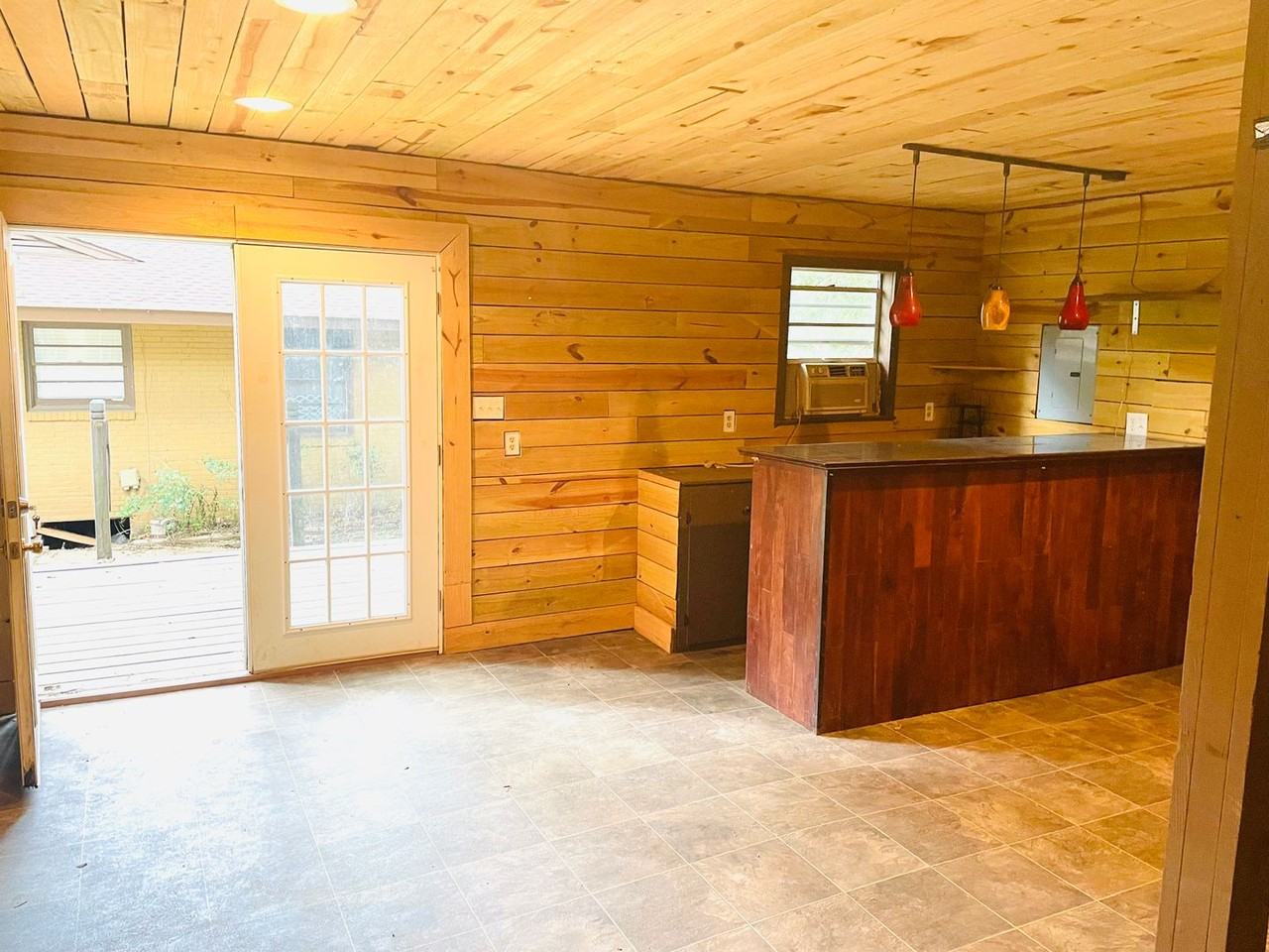 317 Whetstone Dr - Photo 4 of 16