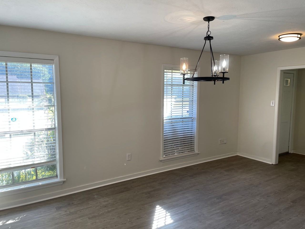 45 Woodgate Dr - Photo 3 of 15