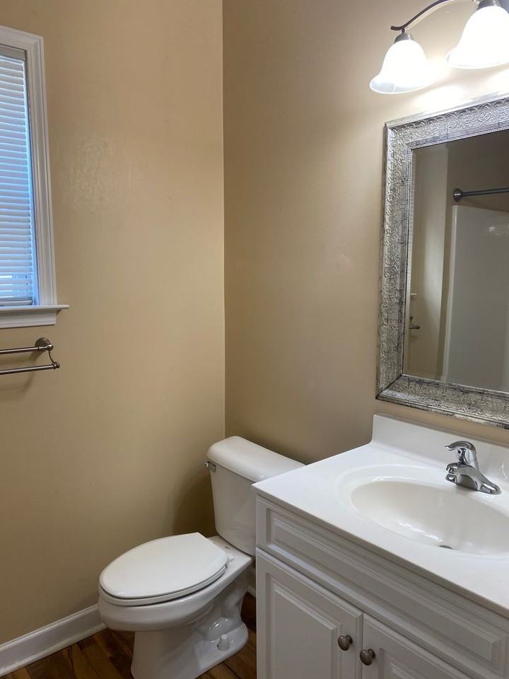 518 N 6th St - Photo 4 of 7