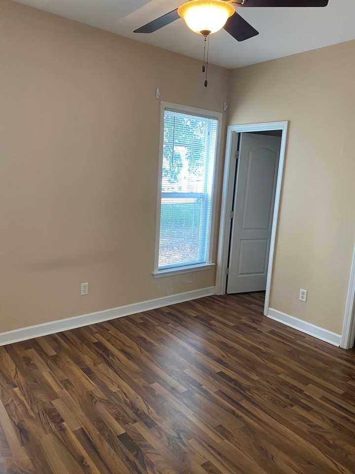 518 N 6th St - Photo 7 of 7