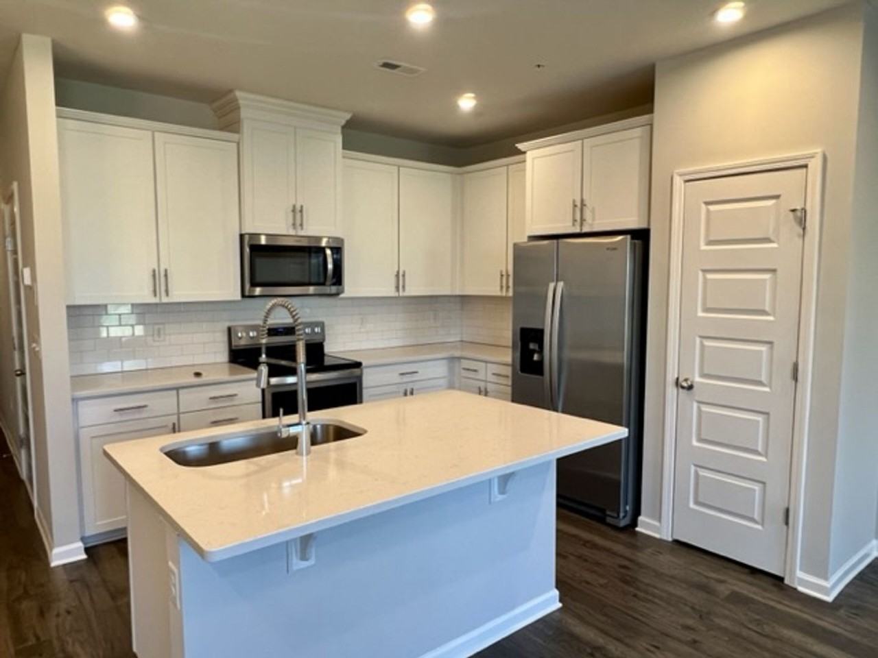 3338 Brookberry Ln - Photo 6 of 21