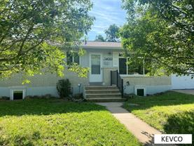 1400 Hillcrest Dr - Photo 1 of 1