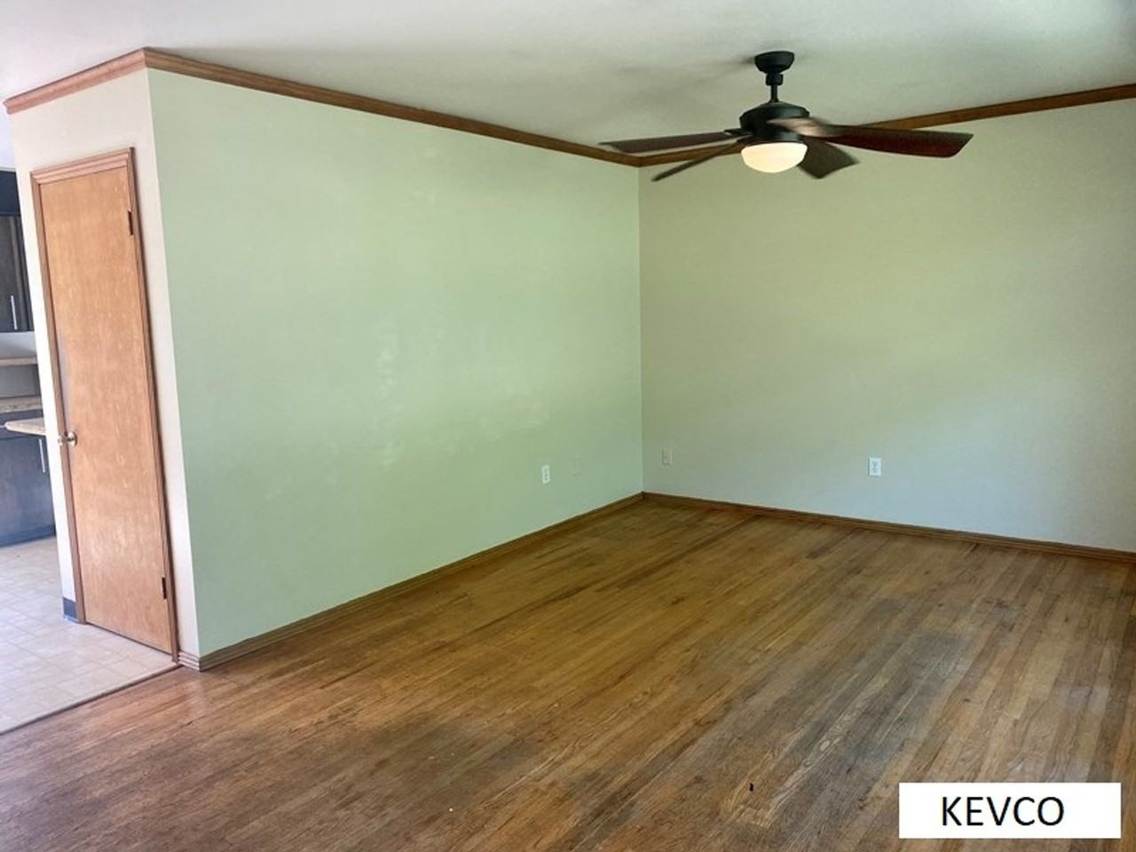 1400 Hillcrest Dr - Photo 3 of 25