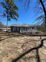 featured image of 3233 Riviera St