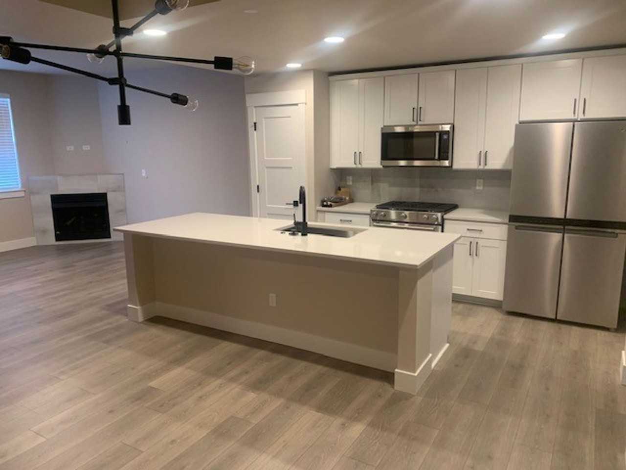 20561 Gloucester Ln - Photo 3 of 22