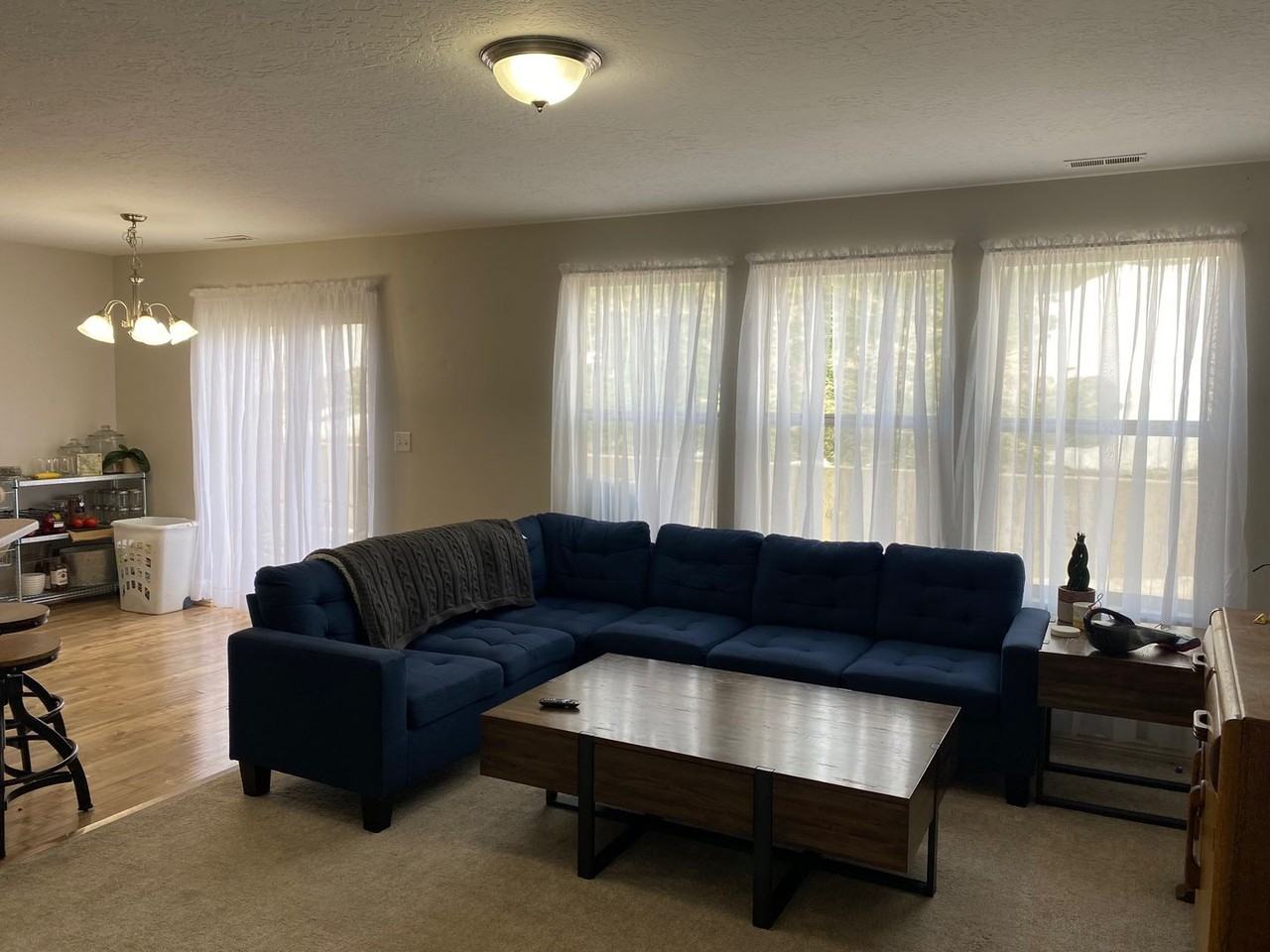 1276 Firefly Dr - Photo 3 of 18