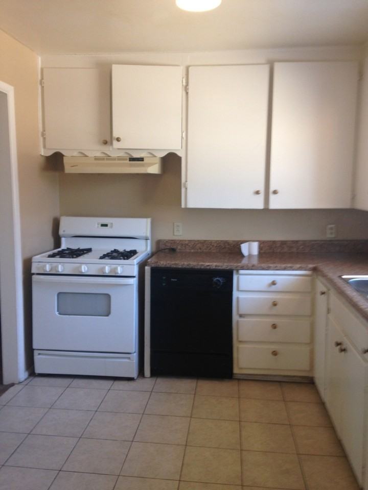 4430 N Main St - Photo 7 of 11