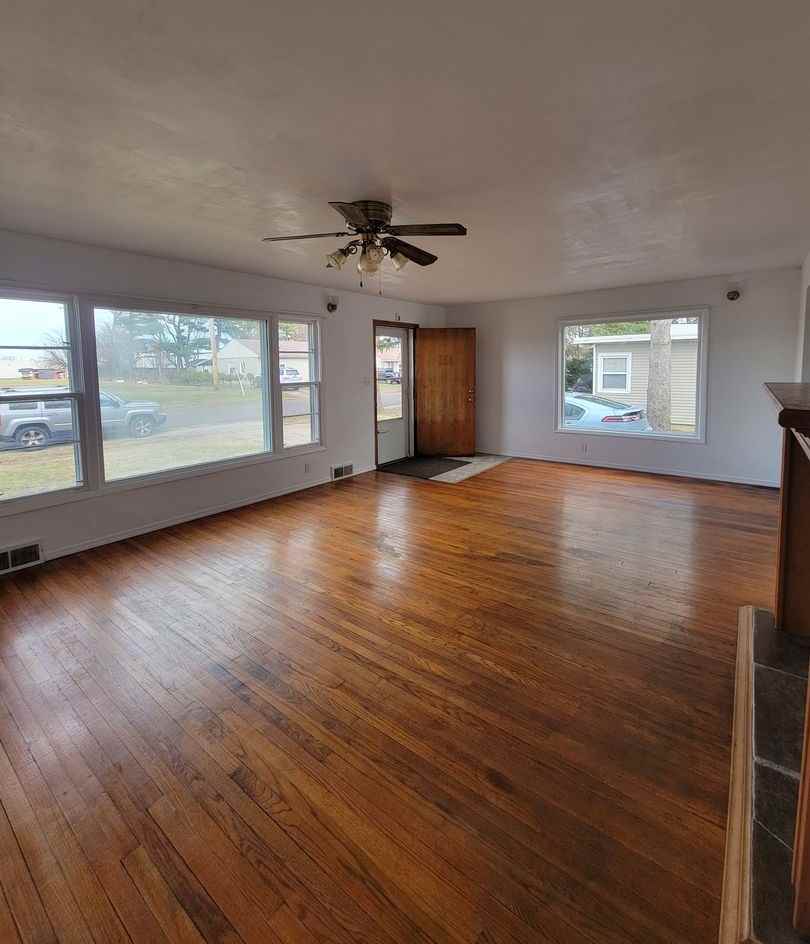 23 Leichner Dr - Photo 3 of 15