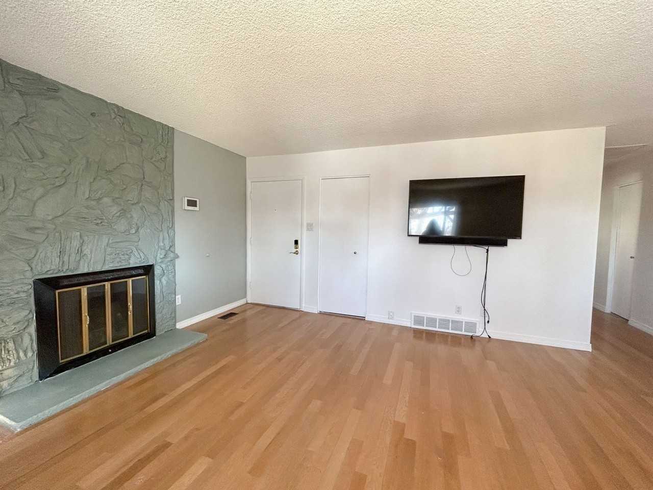 1609 S Uvalda St - Photo 2 of 18