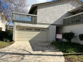 featured image of 2604 Calle Elegante