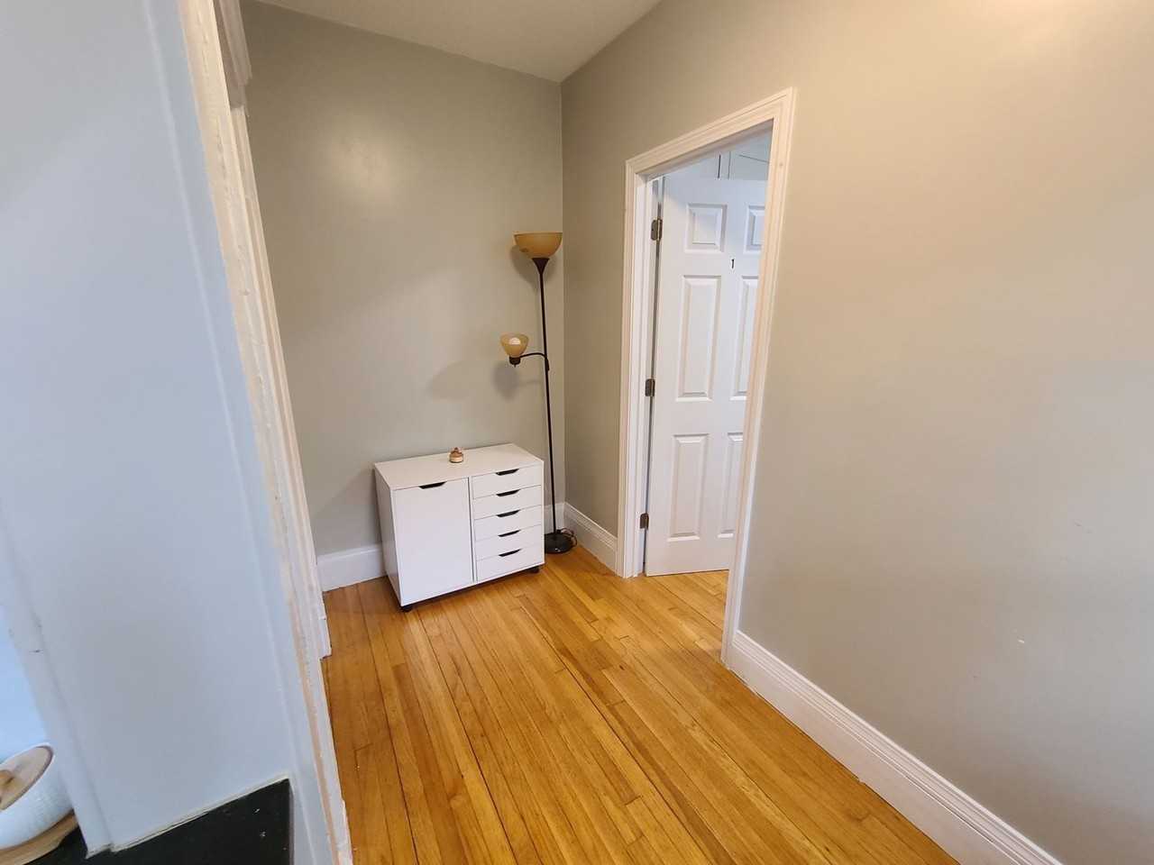 7 Lothian Rd - Photo 7 of 9