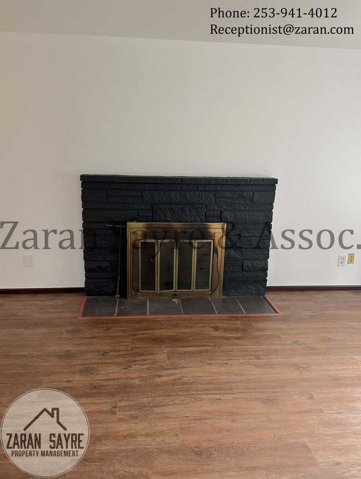 1916 S 308th St - Photo 4 of 13