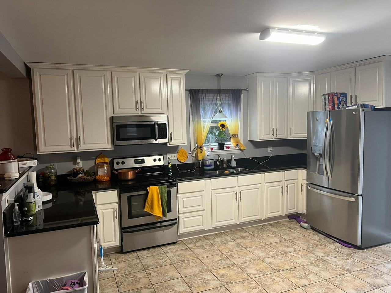 125 Center Ave - Photo 3 of 12