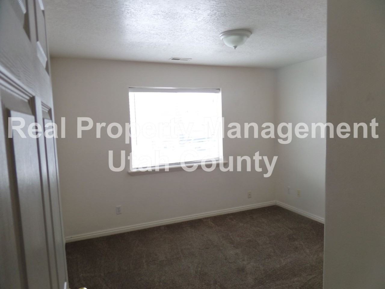 3397 E Ridge Route Rd #6 - Photo 7 of 12