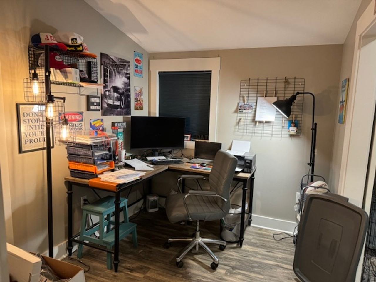 305 N Woodlawn St - Photo 5 of 6