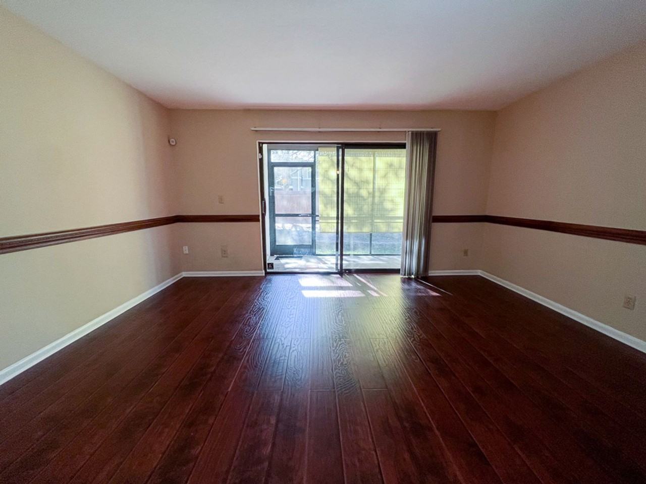 2635 Sw 35th Pl - Photo 3 of 30