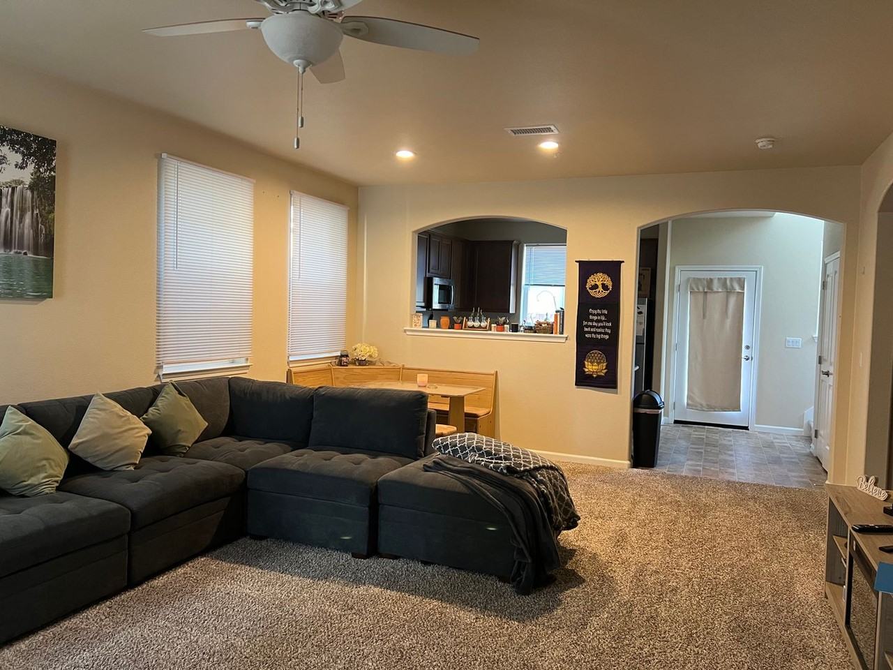 1275 Magnolia St - Photo 3 of 50