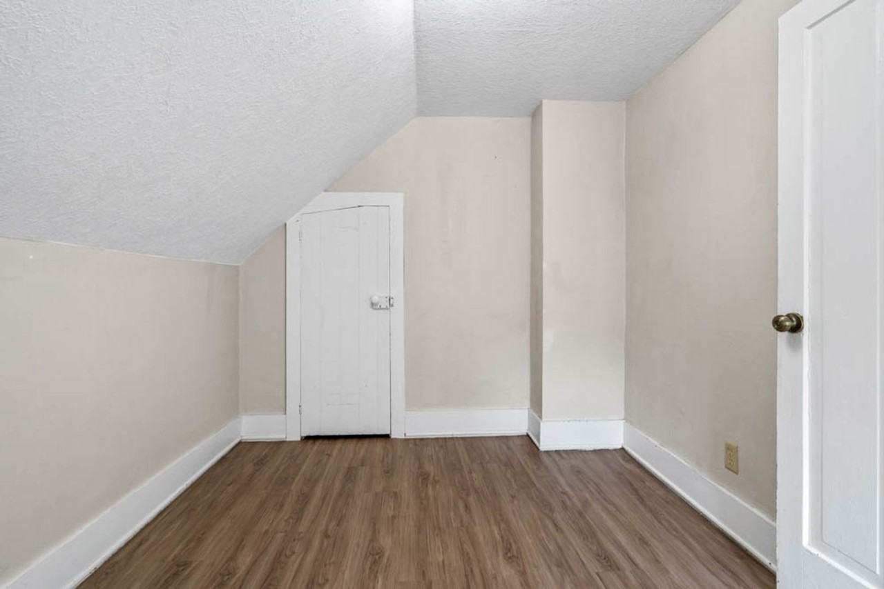 904 1/2 Clay St - Photo 7 of 16