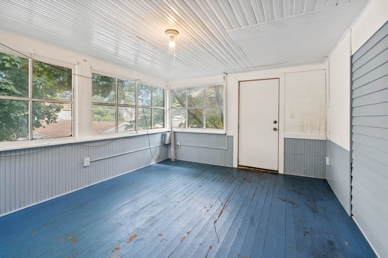 904 1/2 Clay St - Photo 5 of 16