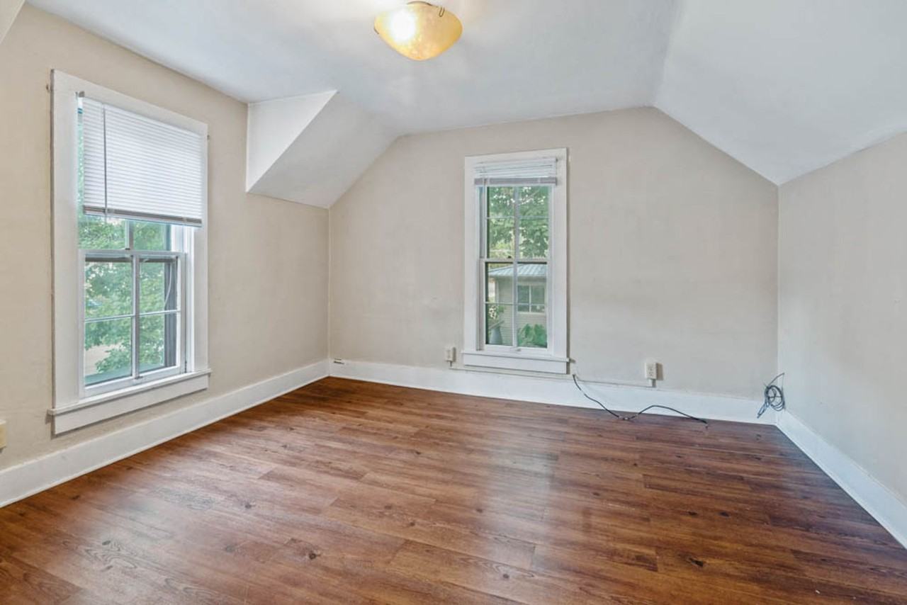 904 1/2 Clay St - Photo 6 of 16