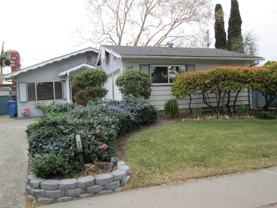 1377 Woodside Dr - Photo 1 of 1