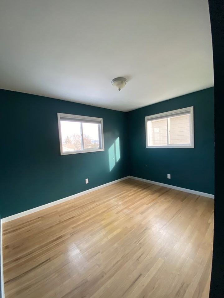 705 W 13th St - Photo 7 of 13