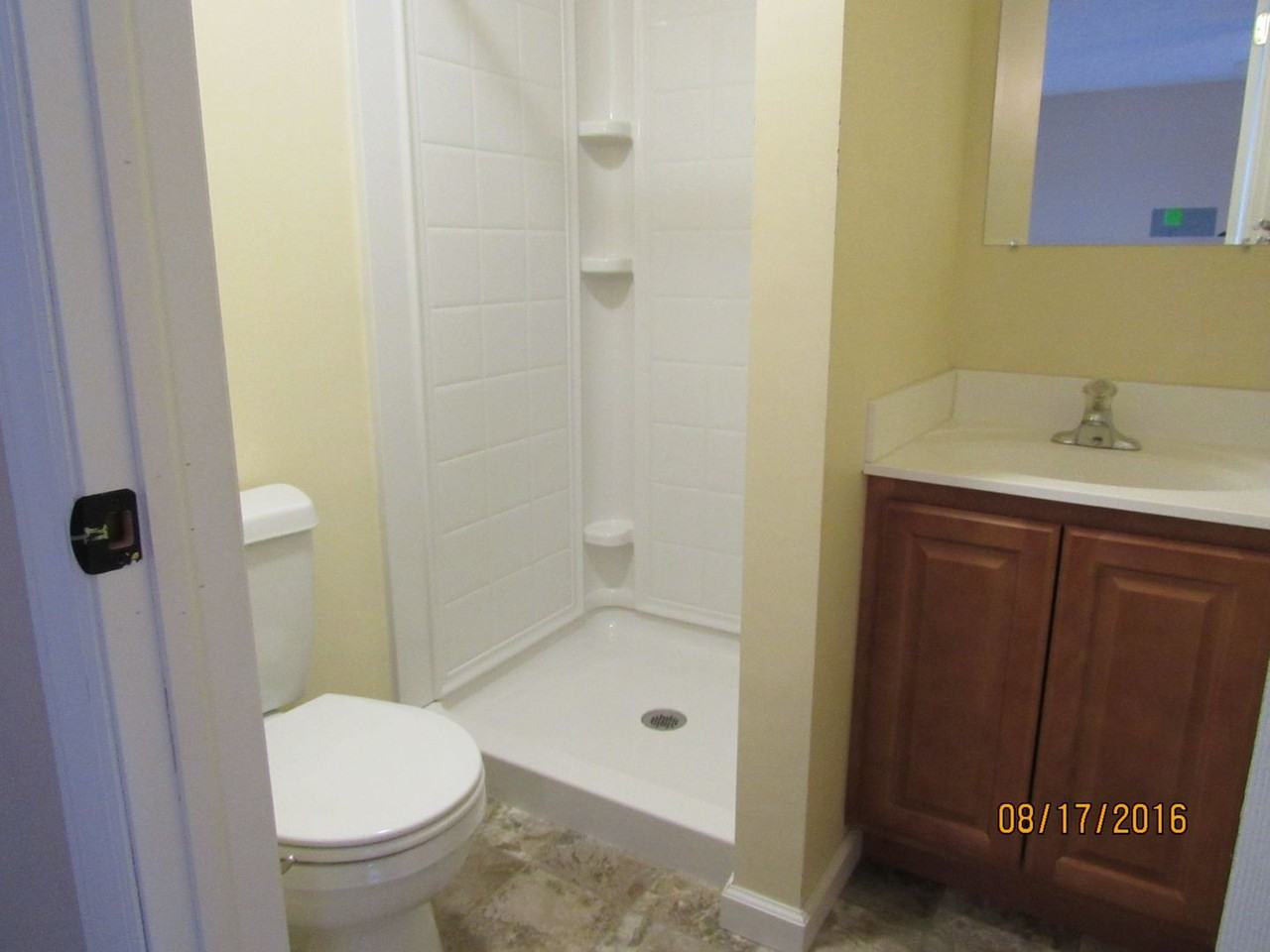 1100 RES - Photo 3 of 7