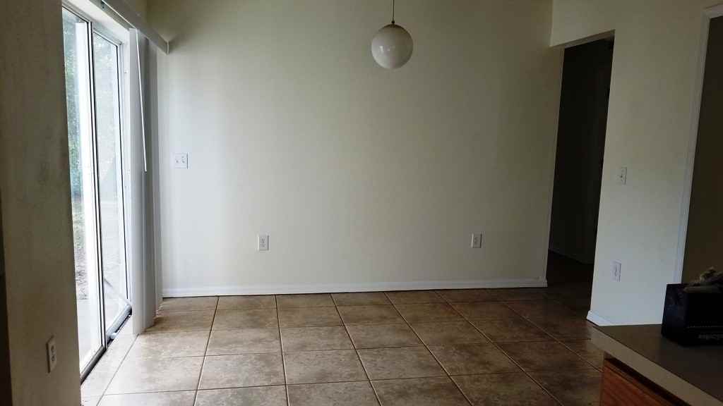 7120 N Folger Ter - Photo 5 of 11