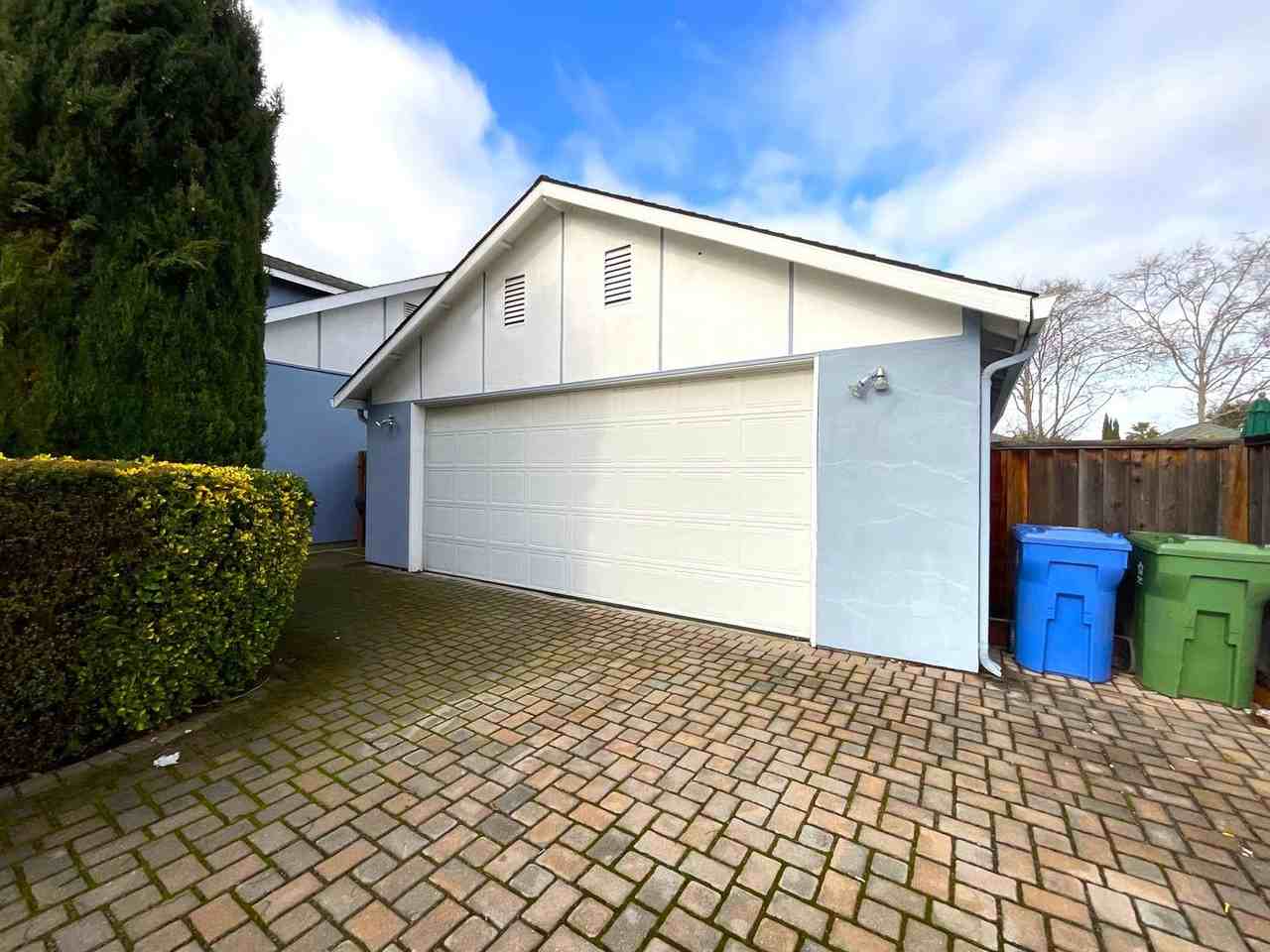 3677 Beard Rd - Photo 2 of 17