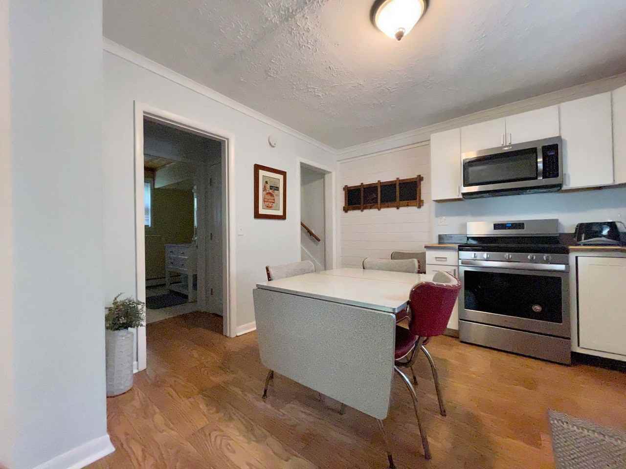 121 S Spruce St - Photo 6 of 17