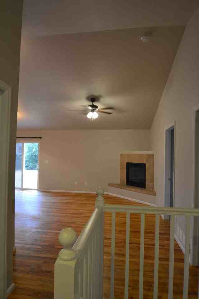 7202 Moss Bluff Ct - Photo 4 of 20